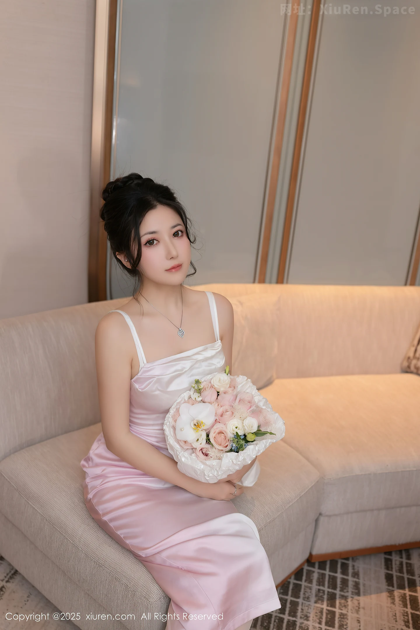 图片[5]-[XiuRen秀人网] VOL.9907 模特鱼子酱Fish生日主题白色内衣配超薄肉丝秀曼妙身姿诱惑写真80P-秀人网官方网站